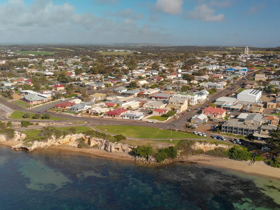 Private Coach - A Taste Of Kangaroo Island 24 Seater - We Wander