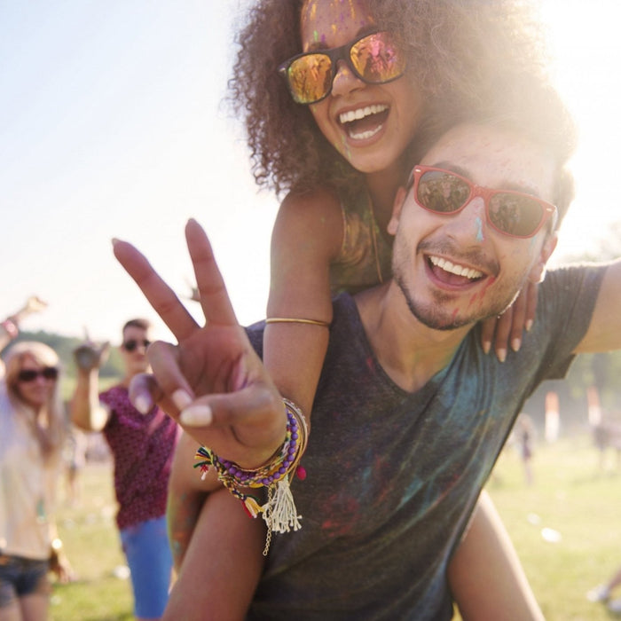 5 Reasons Why Experiences Make Better Gifts Than Physical Objects - We Wander