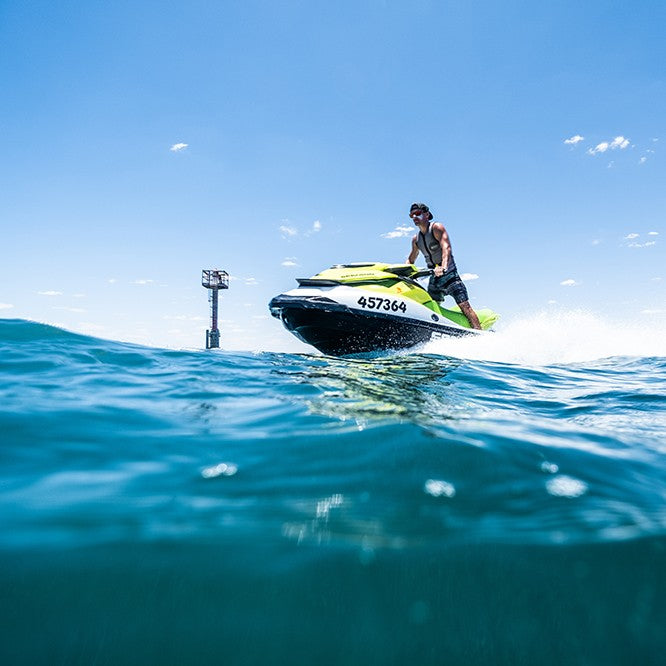Unmotorised Day Hire + Ultimate Watersports Black Cap
