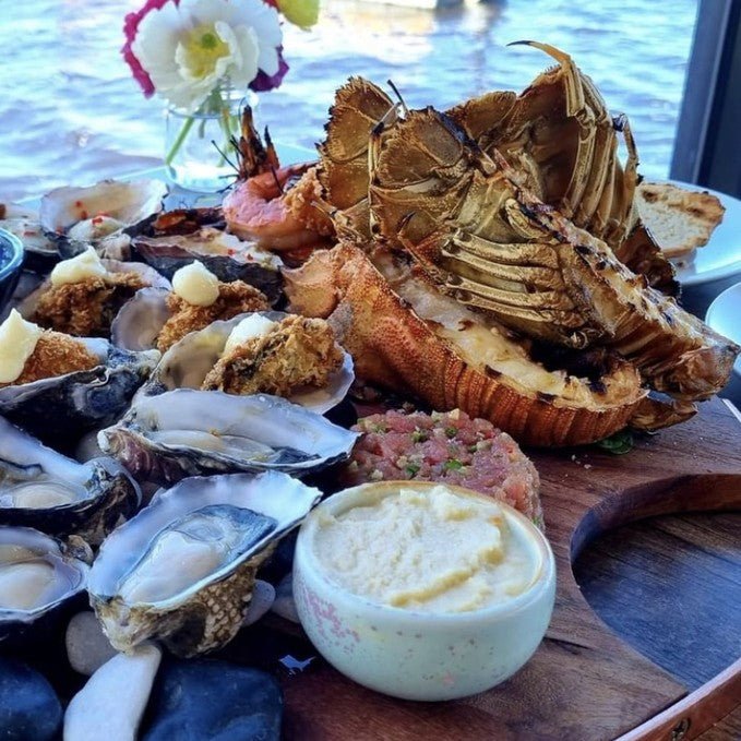 A Landmark Waterfront Dining Signature At The Wharf Bar And Kitchen - We Wander