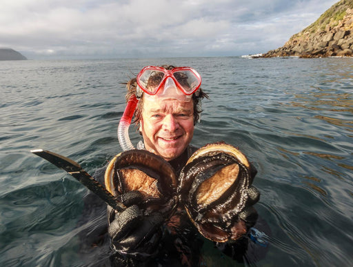 Tasmanian Seafood Seduction - We Wander